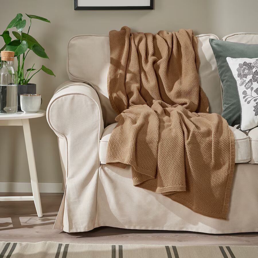 HUMLEMOTT Throw Blanket