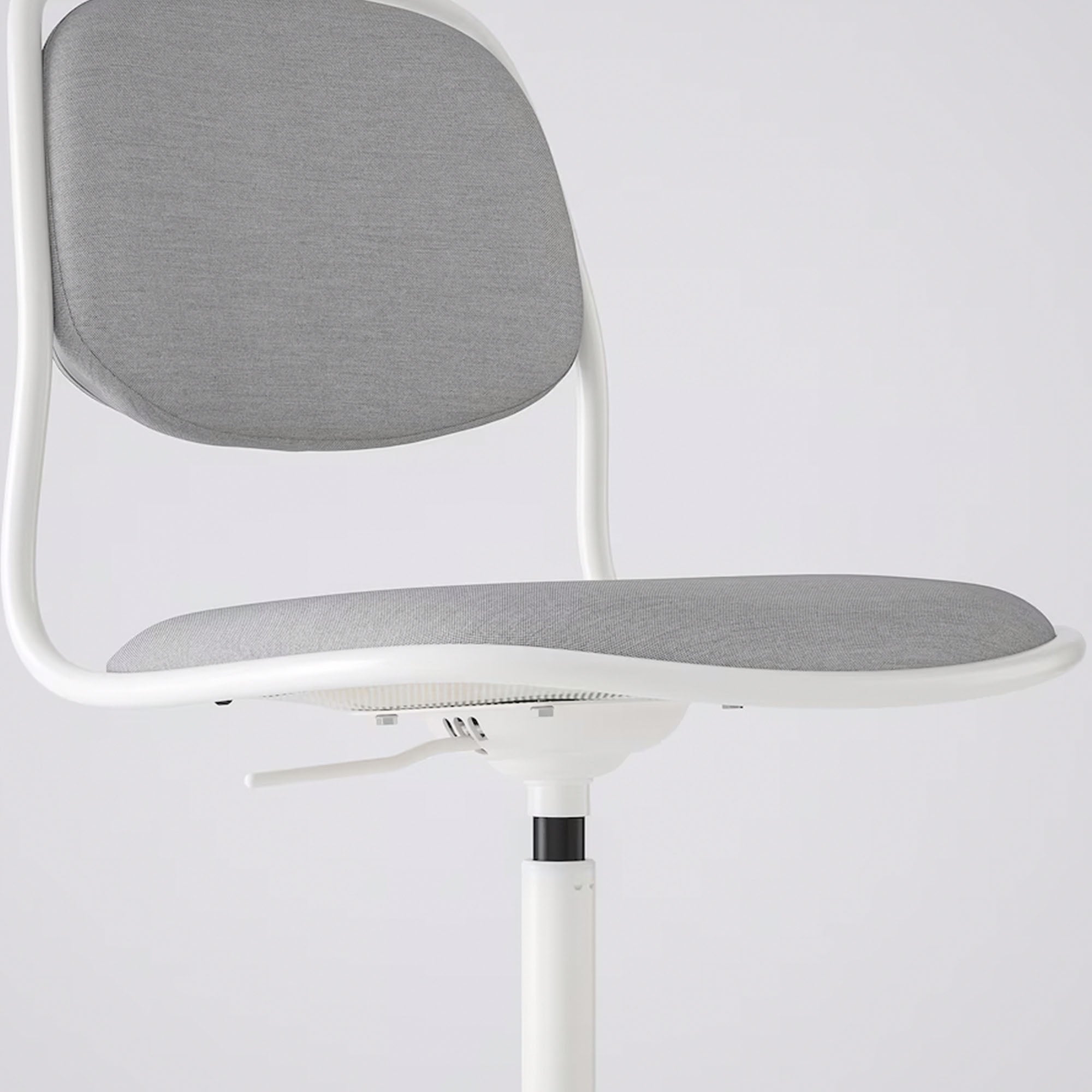 MICKE/ORFJALL Desk and chair